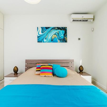 Beachcove Apartment 9 In Pereybere Pereybere Beach Εξωτερικό φωτογραφία