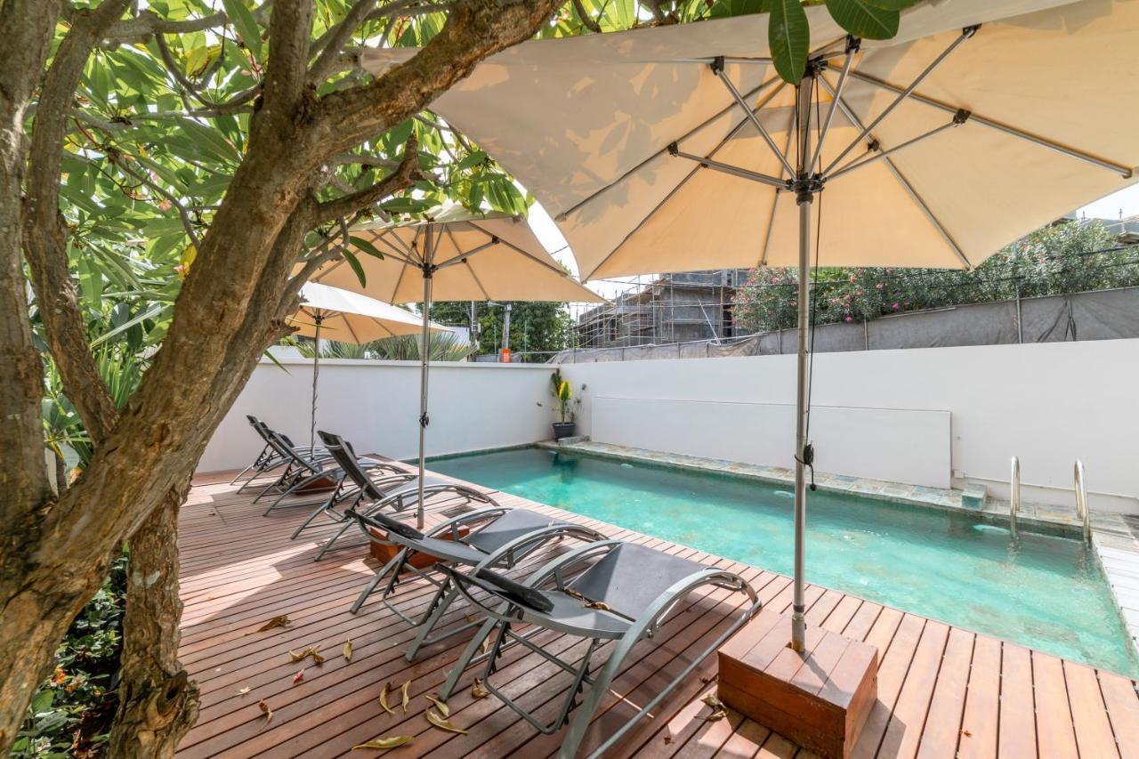 Beachcove Apartment 9 In Pereybere Pereybere Beach Εξωτερικό φωτογραφία