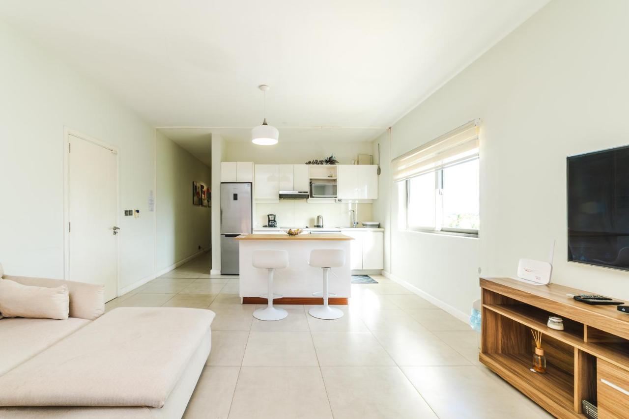 Beachcove Apartment 9 In Pereybere Pereybere Beach Εξωτερικό φωτογραφία