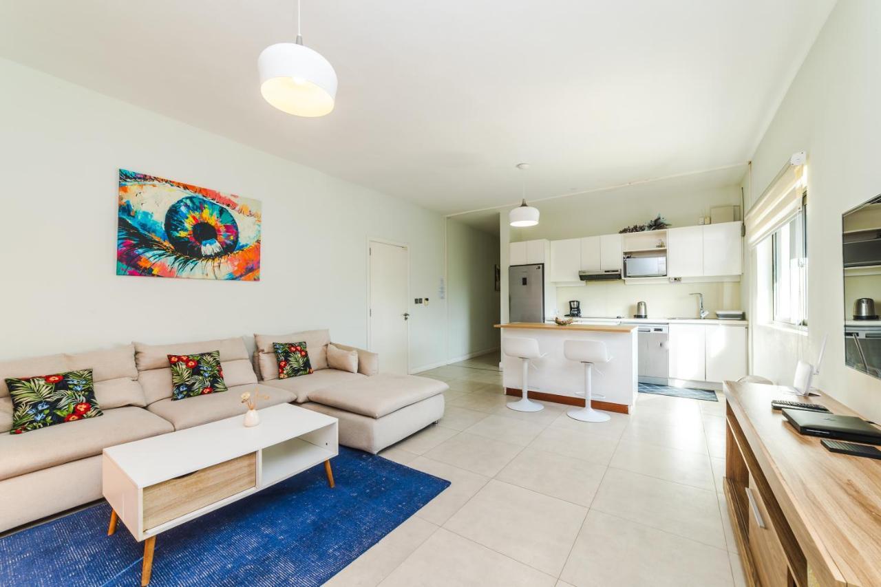 Beachcove Apartment 9 In Pereybere Pereybere Beach Εξωτερικό φωτογραφία