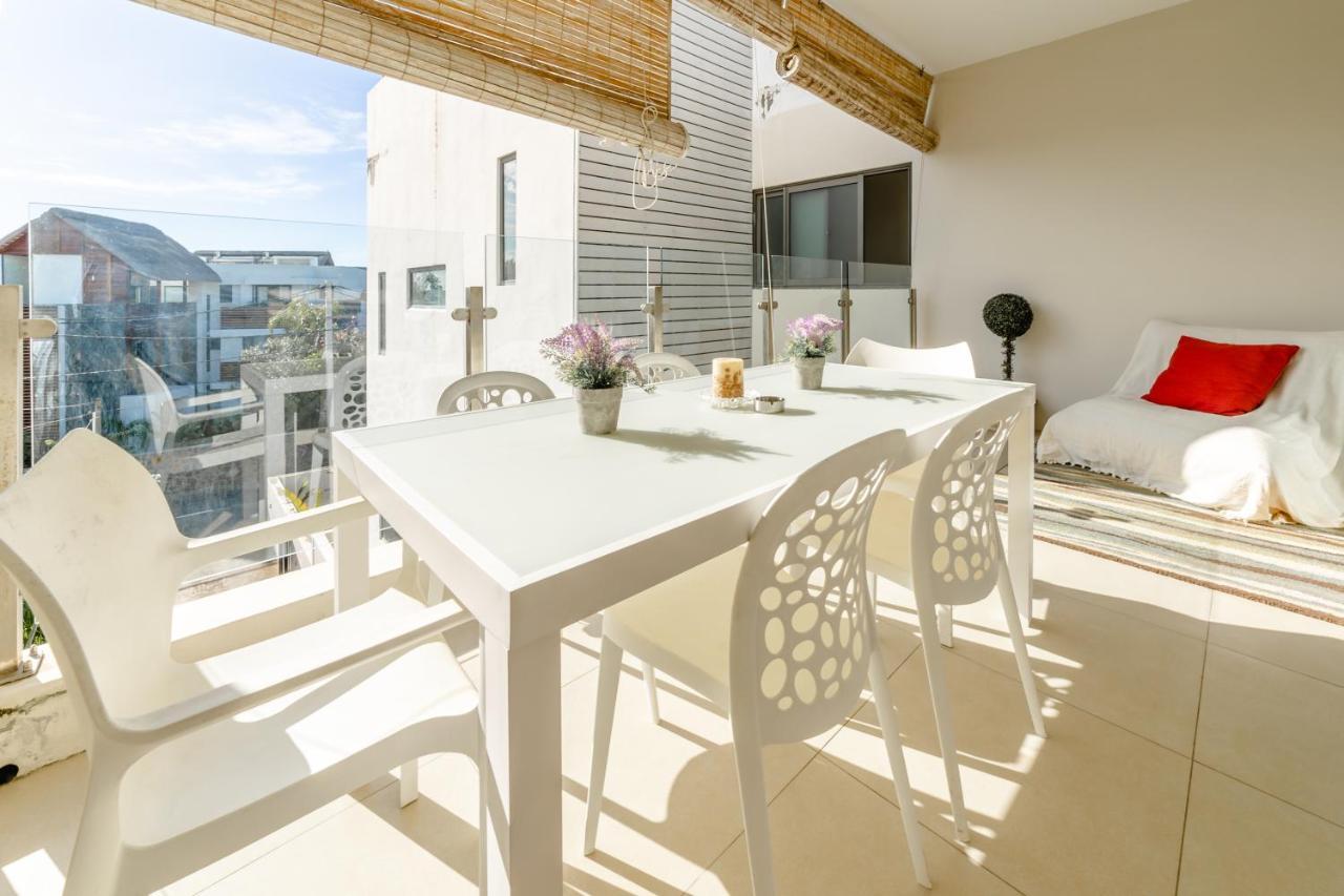 Beachcove Apartment 9 In Pereybere Pereybere Beach Εξωτερικό φωτογραφία